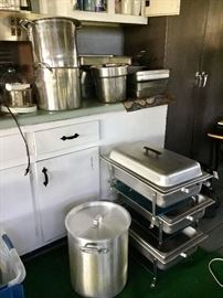 Several canning stock cooking pots
