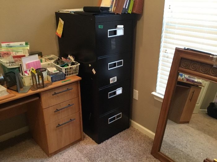 3 drawer file cabinet, desk accessories