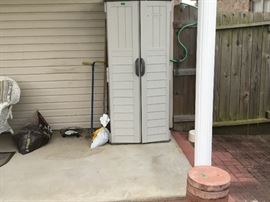 Nice heavy plastic building for sale