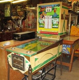 Par Golf Arcade Game Pinball - owned by famous Hollywood Actor