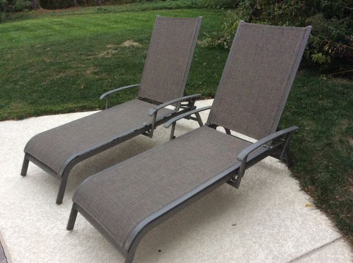 Pair of Chaise lounge pool chairs