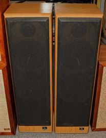 Pr of Infinity speakers SL 50