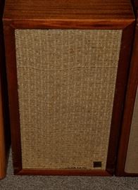 AR 3 Vintage Acoustic Research Speaker [1]