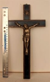 LARGE CHRISTIAN CROSS