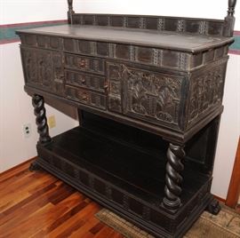 1600's BUFFET..............