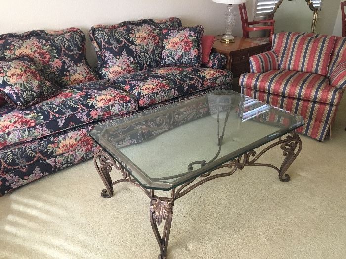 Fabulous glass and metal free table. 