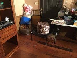 Cool stool and black chair