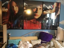 Bedroom - great posters over daybed