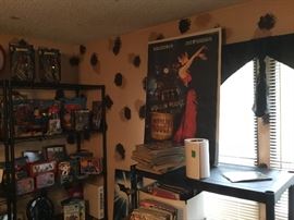 2nd bedroom off hallway