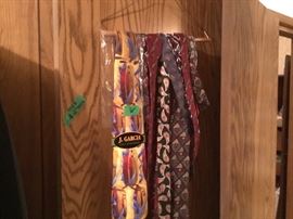 MBR closet - ties!