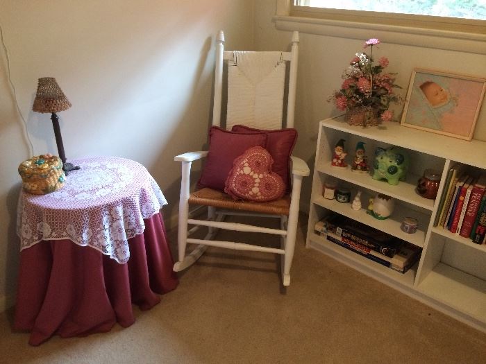 A relaxing corner in the teddy bear room