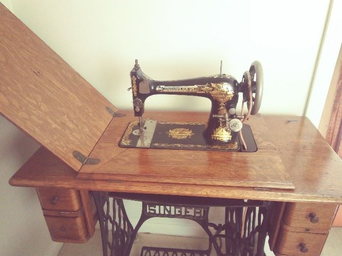 Treadle with pop up Singer Sewer