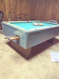 Valley coin operated (modified) bar pool table