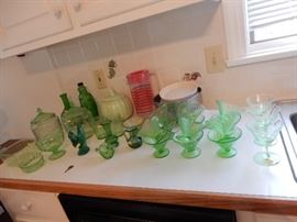 ASSORTED GREEN DEPRESSION GLASS