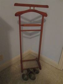 Maple Clothes Stand