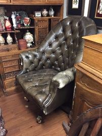 Tufted Leather Executive Desk Chair.