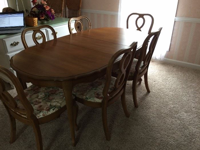#31	Wood Table w/6 chairs & Pads   40x56-68	 $175.00 
