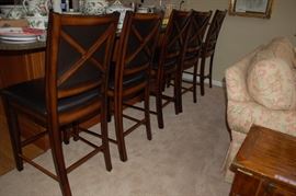 6 BAR STOOLS