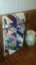 Quilt & Quilt Stand