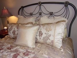 Queen ornate metal/iron head&foot board bed with Queen mattress and box springs