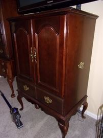 Entertainment/tv/Amoire