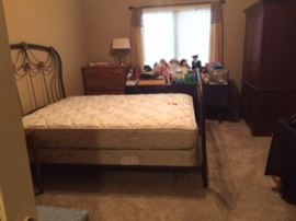 Queen mattress ad box spring as well as queen metal rope design head/foot board