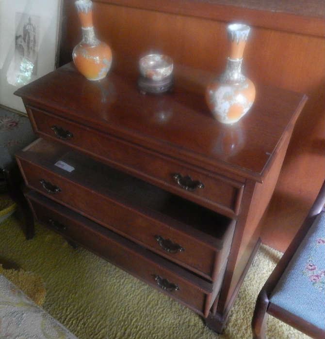 SMALL DRESSER WITH MATCHING PIECES