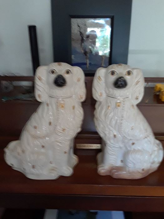 Staffordshire style dog pair $80