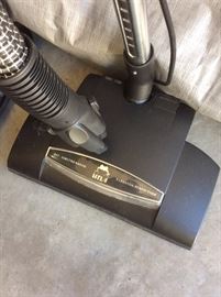 Hyla GST Vacuum Air/Room Cleaning System - like new