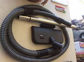 Hyla GST Vacuum Air/Room Cleaning System - like new