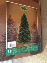 7.5' Christmas Tree