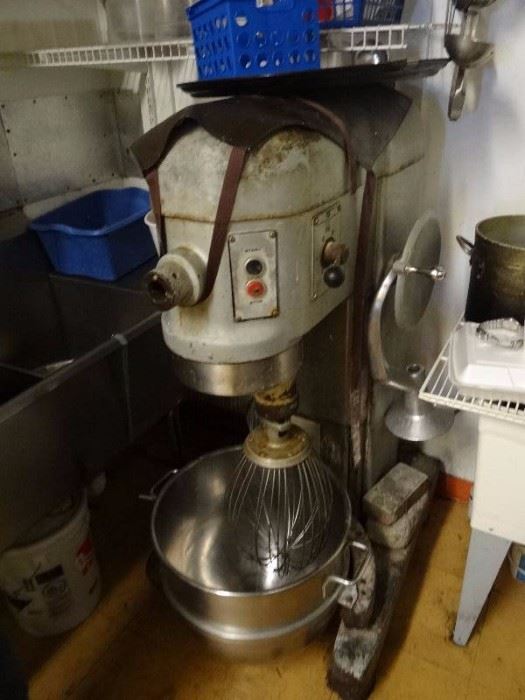 Hobart 60-Qt. Mixer with Bowl and Attachment (#5214)