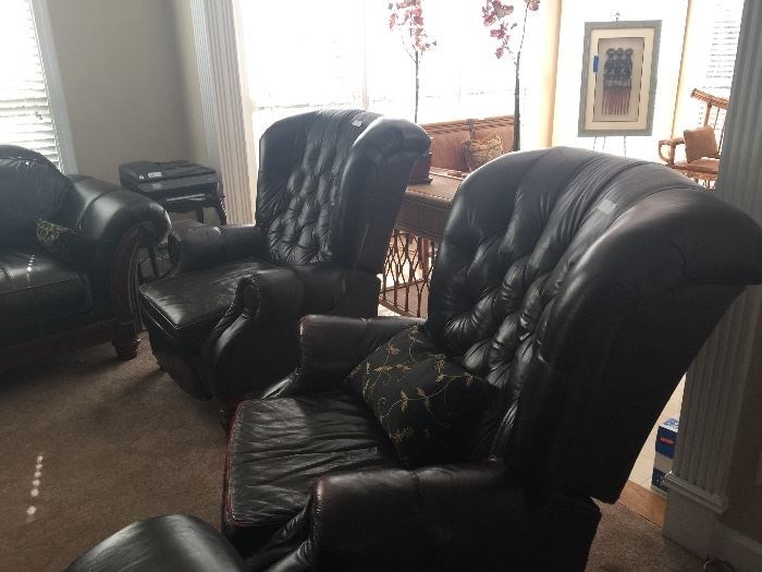 Leather reclining chairs