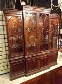 HENREDON LIGHTED BREAKFRONT