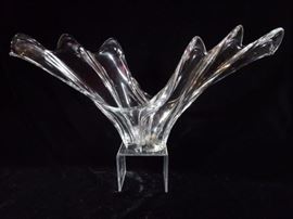 COFRAC FRANCE CRYSTAL CENTERPIECE BOWL, SWEPT WING / WATERSPLASH DESIGN