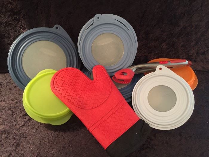 Collapsible Rubbermade and Tupperware