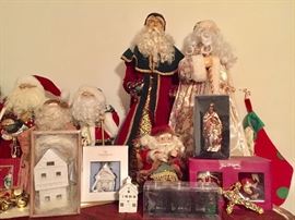 Christmas Décor and Santas