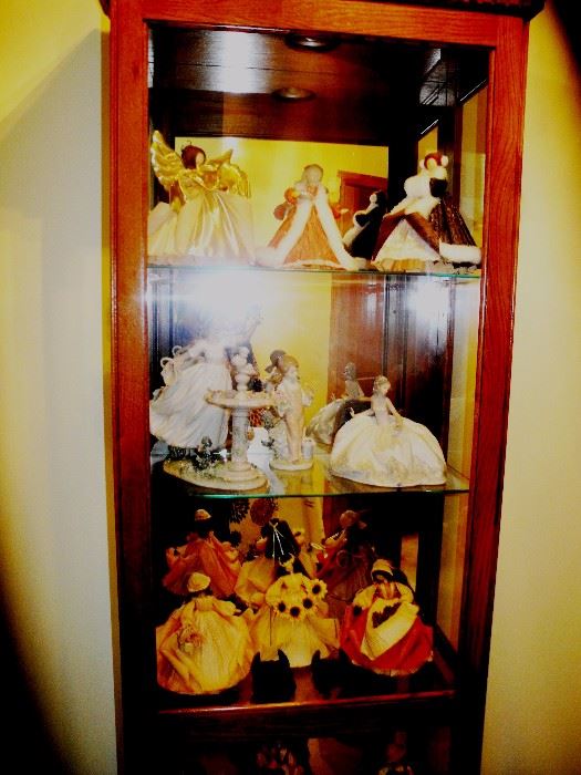 Lovely curio with beautiful Lladros and Nan's corn husk dolls!
