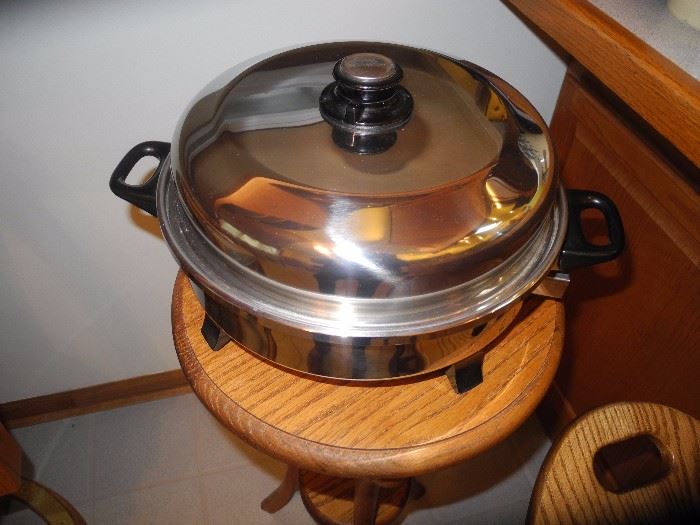 Electric fry pan