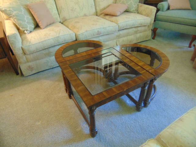 Coffee table in shape of heart