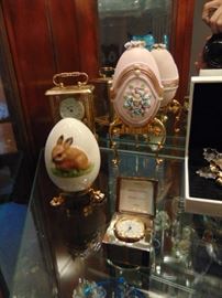 Goebel bunny on egg, Linden anniversary clock