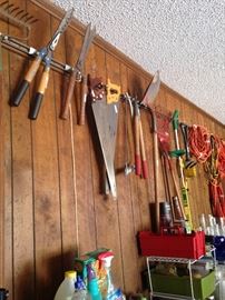 Hand & yard tools