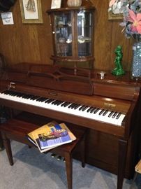 Baldwin piano