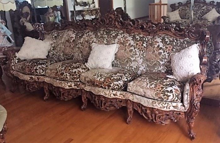 Carved Italian Provincial Sofa  - great Condition 