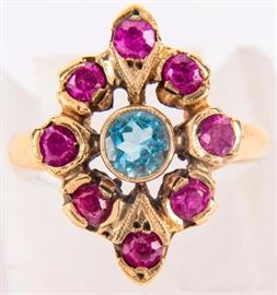 Lot 105 - Jewelry 10kt Yellow Gold Vintage Cocktail Ring