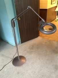 Dazor magnifying floor lamp