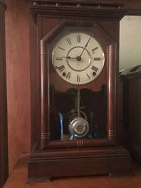 Early Seth Thomas City Series parlour clock