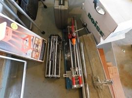 TILE CUTTER