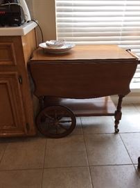 Tea cart
