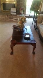 ANOTHER PICTURE OF COFFEE TABLE